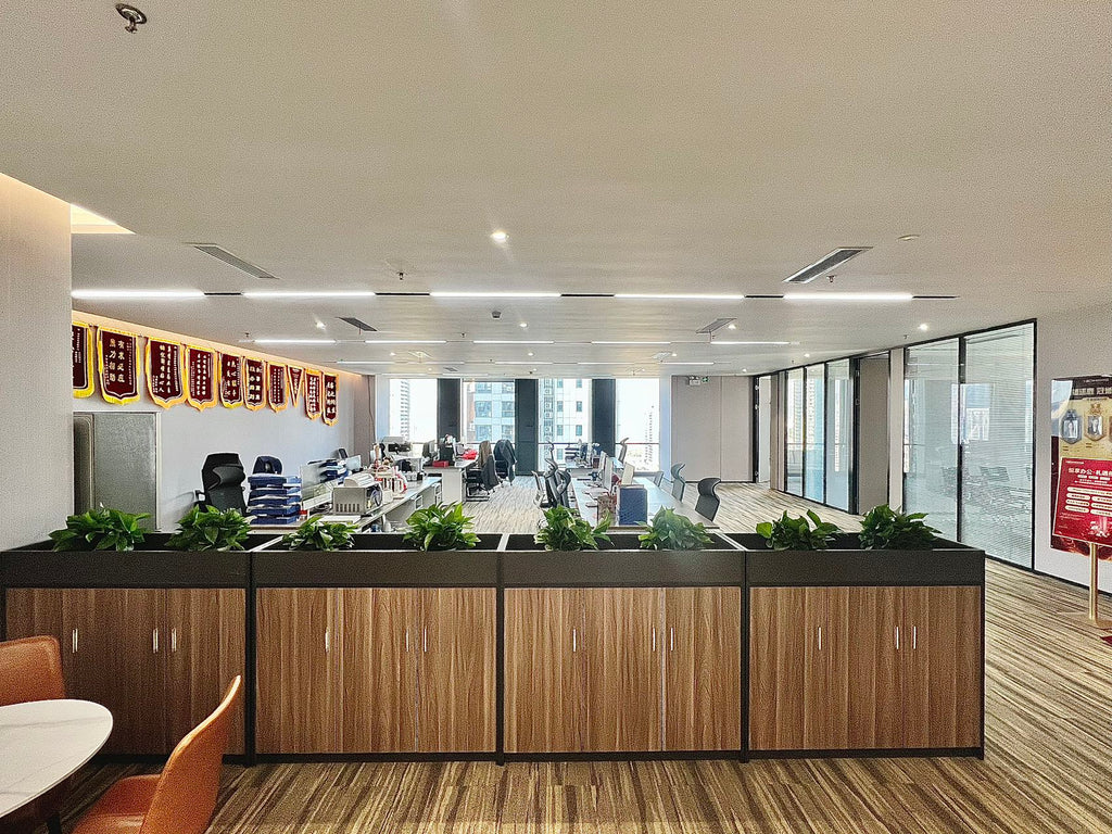 China Merchants Qianhai International Center, Building B🏢: Unit 1605, Double-sided lighting