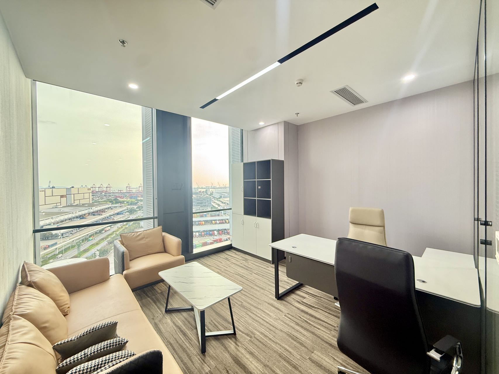[CMG Qianhai International Centre] Unit 1612