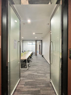Room 10, 15/F, Hong Kong Finance Centre (Independent Suite)