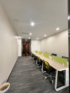 Room 10, 15/F, Hong Kong Finance Centre (Independent Suite)