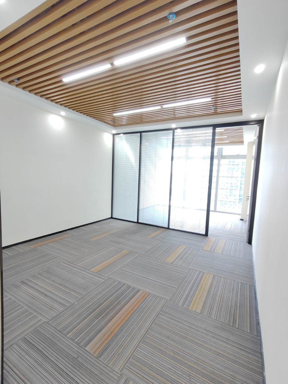 【寶中易尚中心】Unit 1403｜83 sqm (approx. 893 sq ft)