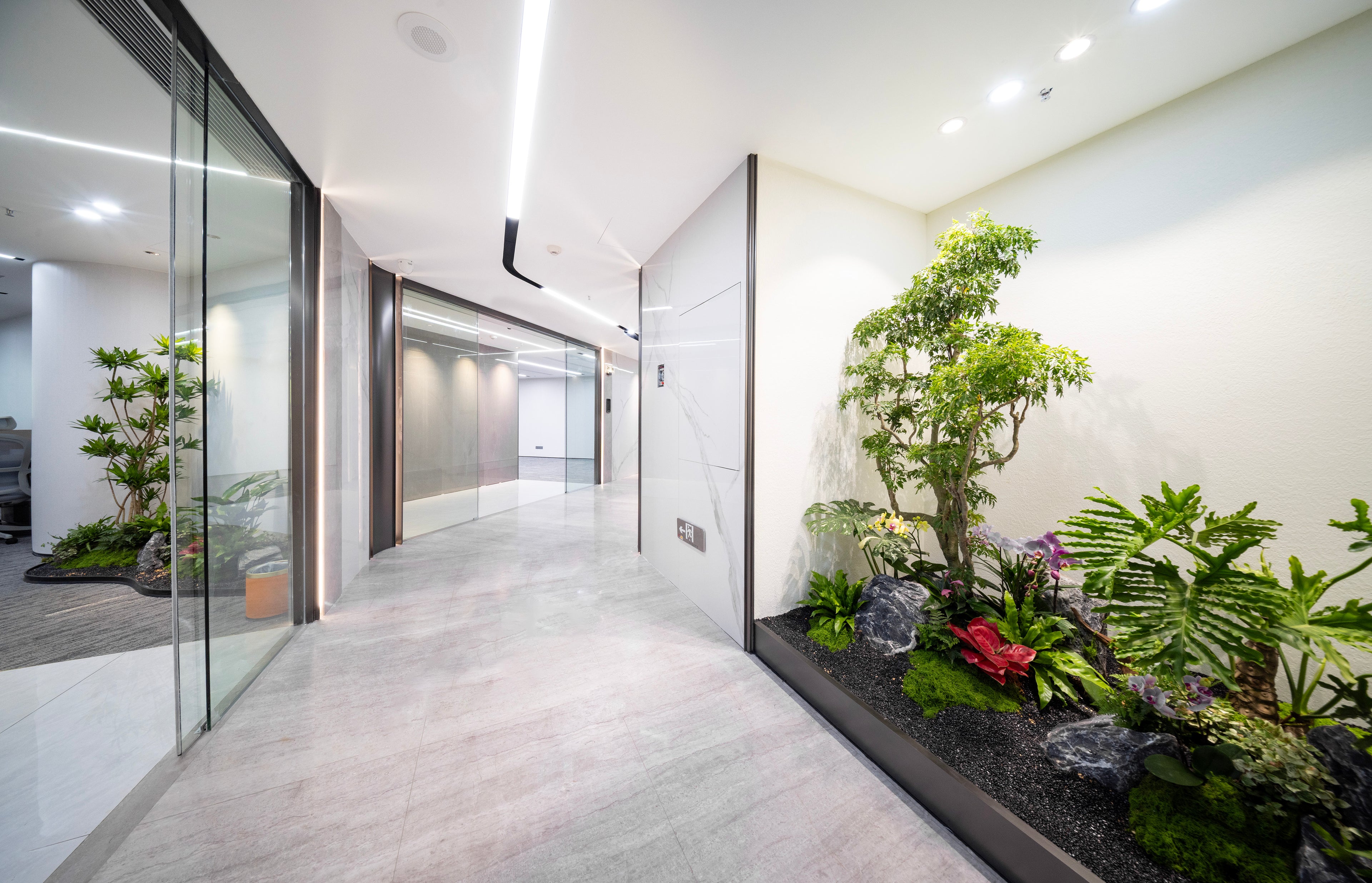 Great China International Exchange Square East Area 🎀 2613B｜Dual Aspect Lighting・Rectangular Layout