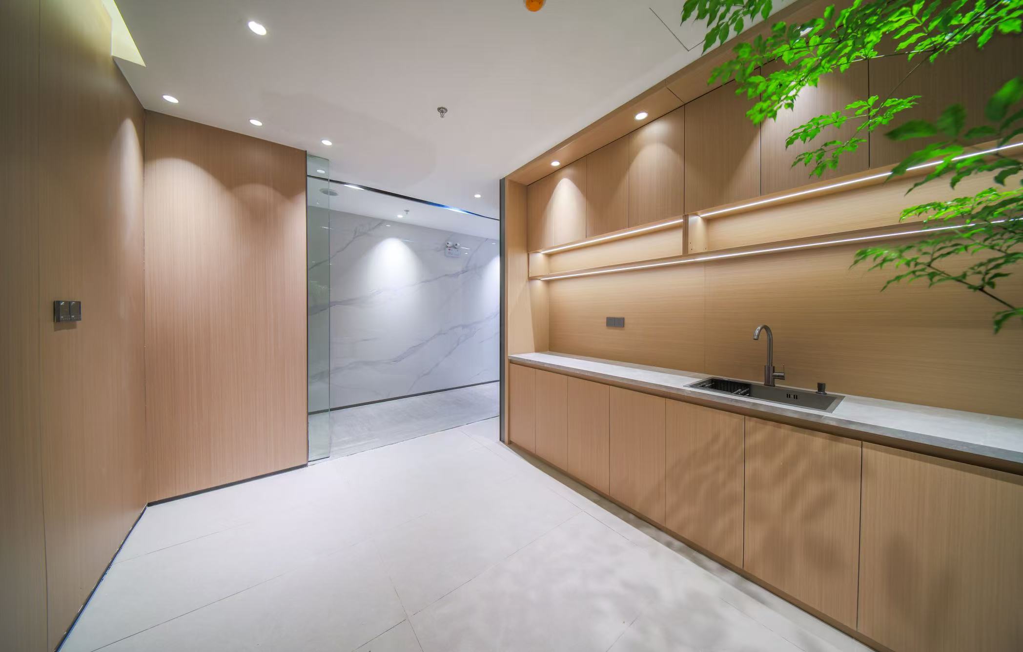 China Travel Service Building 🎀 1305｜Enjoy Lush Greenery Views Exclusively・Citizen Center's Dazzling Lights